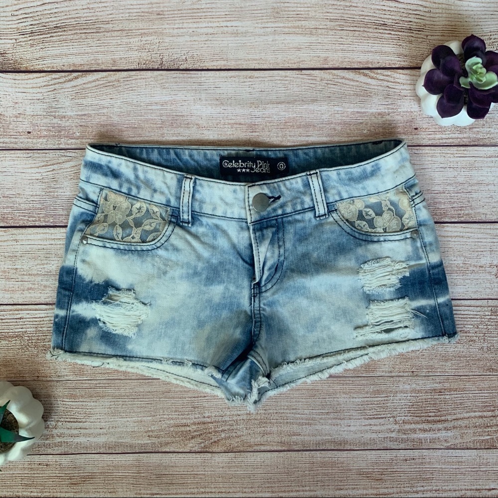 ✨5/$25✨ distressed tie dye denim shorts